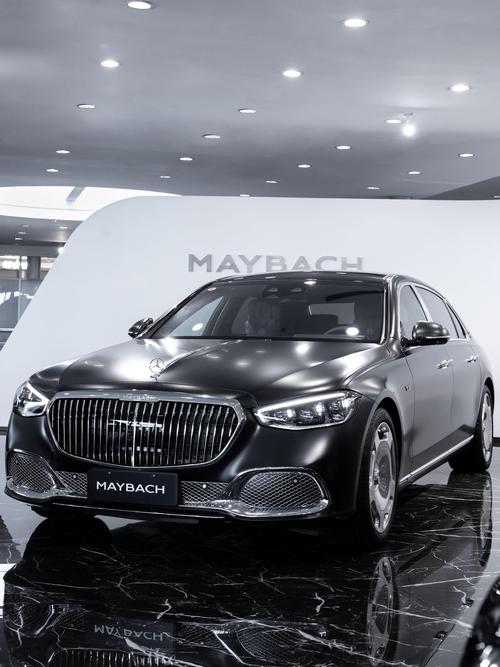 佛山300岚图汽车的售后服务让用户无忧出行，迈巴赫未来的豪华车趋势